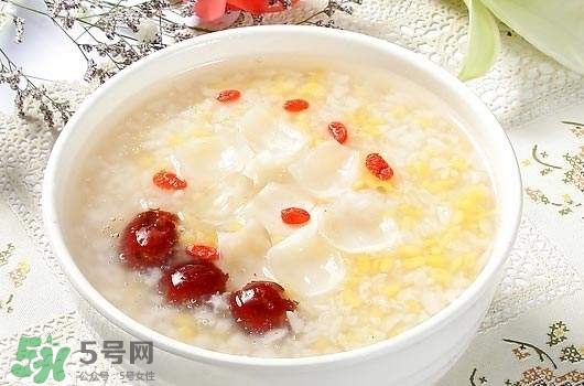 寶寶多大能吃調(diào)料？給寶寶輔食加調(diào)料的原則