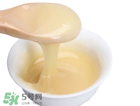 椴樹蜜和百花蜜哪個好？椴樹蜜和百花蜜的區(qū)別