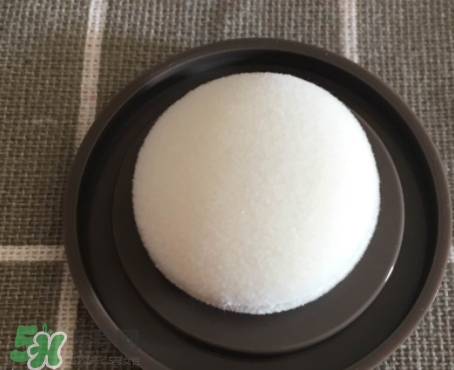 發(fā)際線粉傷頭發(fā)嗎？發(fā)際線粉危害大盤點(diǎn)