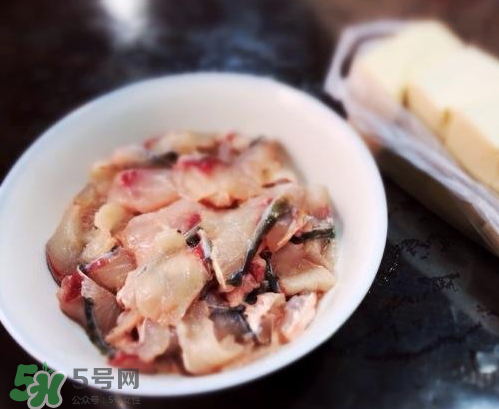 鯉魚(yú)能切片嗎？鯉魚(yú)怎么切片？