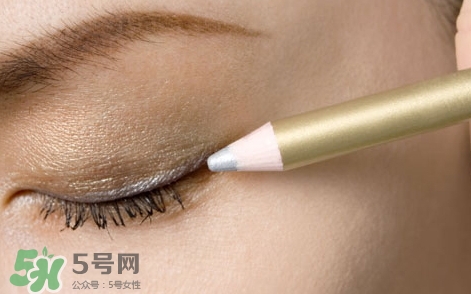 眼線膏和眼線液筆哪個(gè)好用？眼線膏和眼線液新人這樣選擇