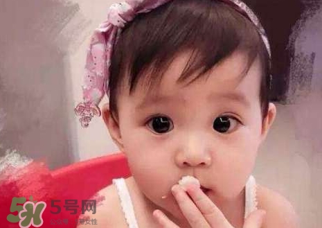 寶寶的長(zhǎng)相由什么決定-遺傳誰(shuí)的