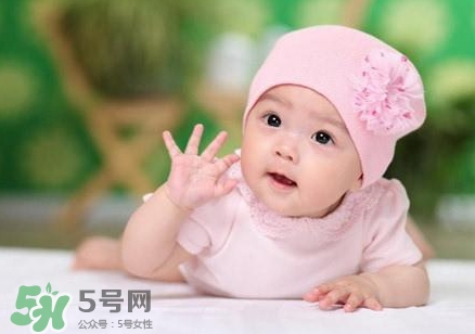 寶寶發(fā)燒出汗后可以洗澡嗎？寶寶發(fā)燒出汗好嗎？