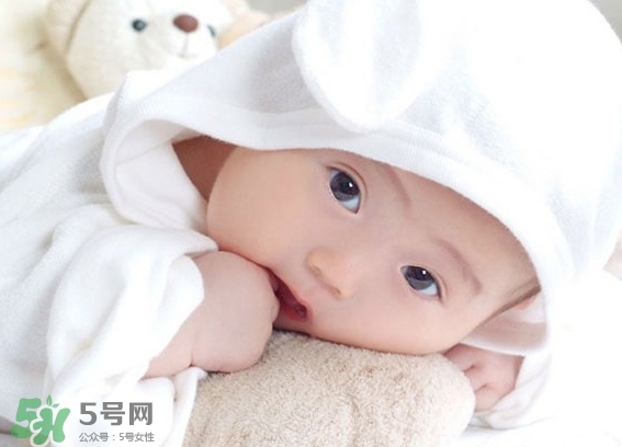 臍疝是什么？臍疝對寶寶有什么影響？