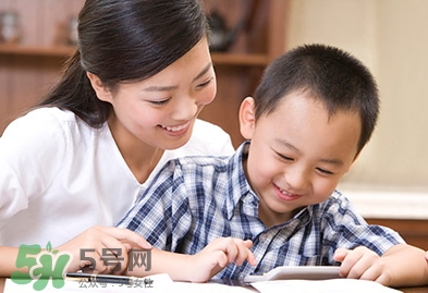 寶寶說話晚的原因 寶寶說話晚是不是不聰明？