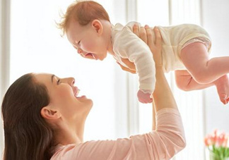 寶寶發(fā)燒出汗后可以洗澡嗎？寶寶發(fā)燒出汗好嗎？