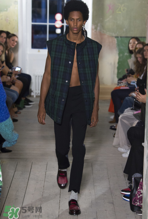 burberry2017秋冬系列怎么樣_好看嗎_款式有哪些？