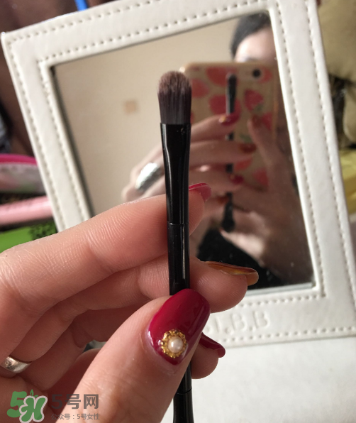 美寶蓮眼影盤好用嗎？美寶蓮眼影盤怎么樣？