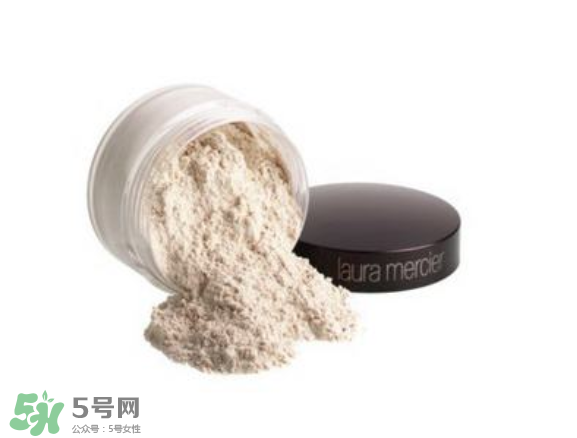 散粉粉餅定妝噴霧有什么區(qū)別？定妝產(chǎn)品推薦