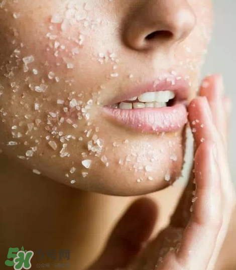 角質(zhì)是什么？怎樣判斷自己是不是要去角質(zhì)了？