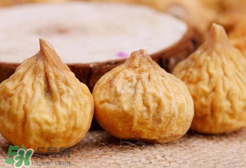 無花果干一天能吃多少？無花果干吃多了會怎樣