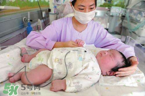 導(dǎo)樂(lè)分娩真的不痛嗎？導(dǎo)樂(lè)分娩鎮(zhèn)痛儀的弊端