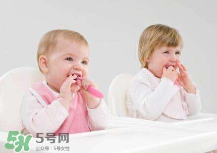 和寶寶同房睡還能過(guò)性生活嗎？有孩子之后怎么過(guò)性生活？