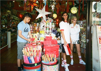 回力90周年國外專屬wos33小白鞋多少錢_怎么買？