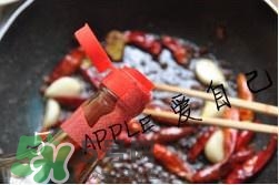 香辣蟹怎么做最好吃？香辣蟹怎么處理螃蟹？