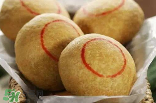 月餅皮可以用低筋面粉嗎？月餅皮用什么面粉？