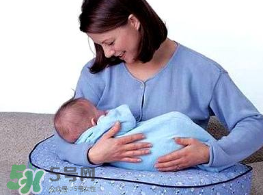 顏值低或因輸在了母乳上  母乳喂養(yǎng)的孩子更好看嗎？