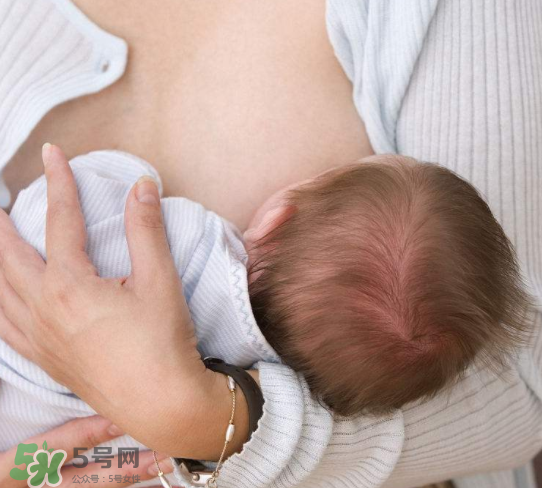 顏值低或因輸在了母乳上  母乳喂養(yǎng)的孩子更好看嗎？