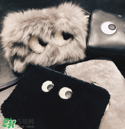 anya hindmarch什么價(jià)位？anya hindmarch包貴嗎？