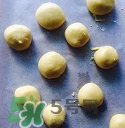 抹茶紅豆月餅好吃嗎？低熱量抹茶紅豆月餅做法