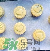 抹茶紅豆月餅好吃嗎？低熱量抹茶紅豆月餅做法