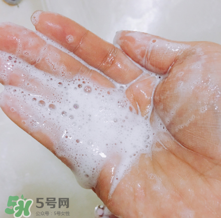 雪花秀洗面奶適合什么皮膚？