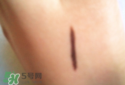 kate眼線(xiàn)膏怎么樣_和美寶蓮眼線(xiàn)膏哪個(gè)好