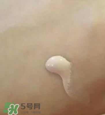 泊泉雅bb霜怎么樣？泊泉雅bb霜多少錢一瓶？