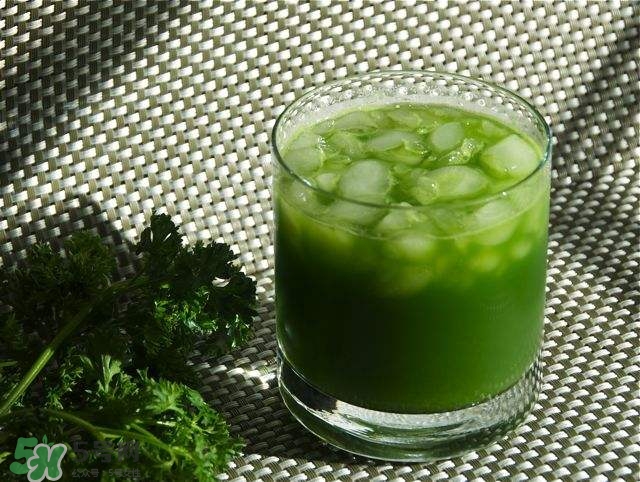 喝芹菜汁能治便秘嗎？怎么喝？什么時(shí)候喝？