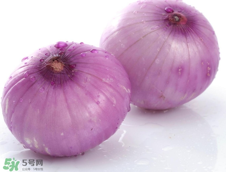 洋蔥汁能黑發(fā)嗎？洋蔥汁擦頭發(fā)能生發(fā)嗎？