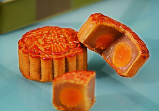 月餅皮可以用低筋面粉嗎？月餅皮用什么面粉？