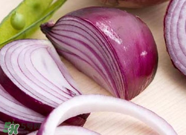 洋蔥榨汁能每天喝嗎？洋蔥汁能治什么??？