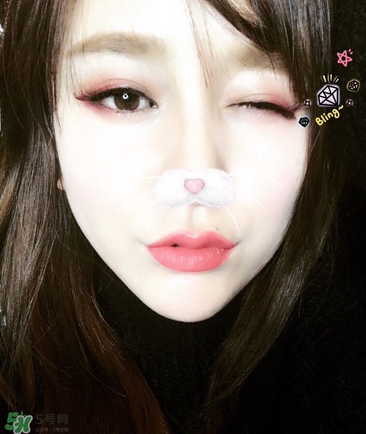 阿瑪尼唇釉500和501有什么區(qū)別_哪個好 阿瑪尼唇釉500和501有什么區(qū)別_哪個好