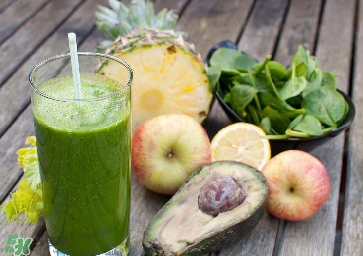 牛油果果汁怎么做？牛油果和什么榨汁好喝？