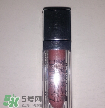 美寶蓮唇釉m500豆沙色適合黃皮嗎？