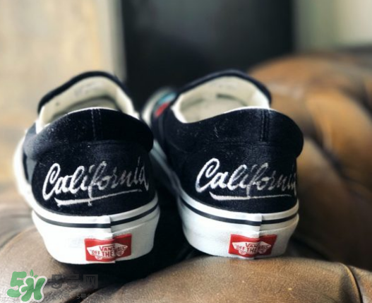 vans橫須賀紀念款slip-on板鞋多少錢_在哪買？