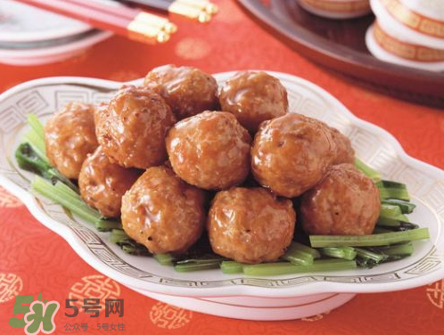 撒尿牛丸熱量高嗎？一個(gè)撒尿牛丸熱量