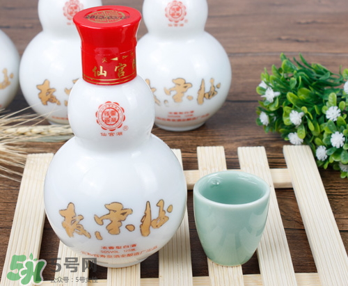 ?板栗酒能存放多久？?板栗泡酒可以放多久？