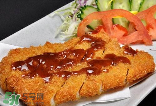 炸雞排熱量高嗎？一份炸雞排的熱量是多少？