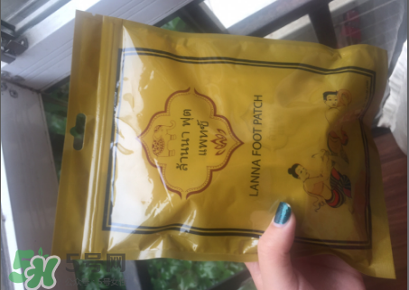 蘭納足貼真假怎么鑒別？蘭納足貼真假對(duì)比