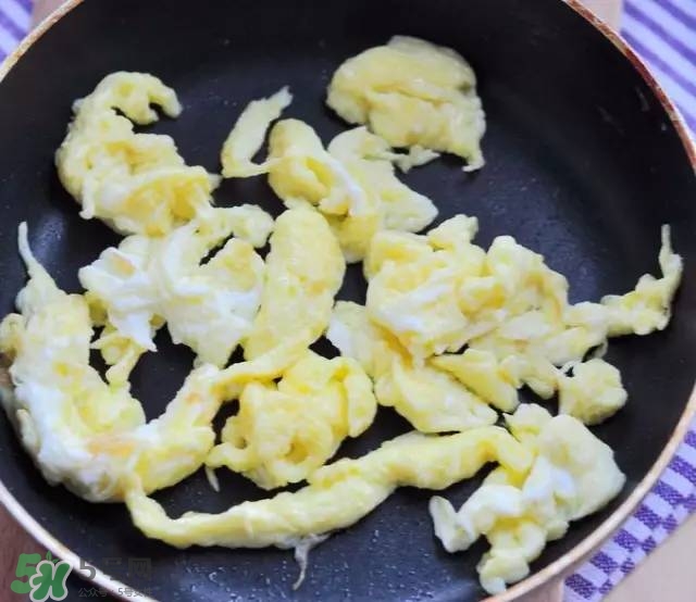 牛油果沙拉怎么做？牛油果沙拉用什么醬？