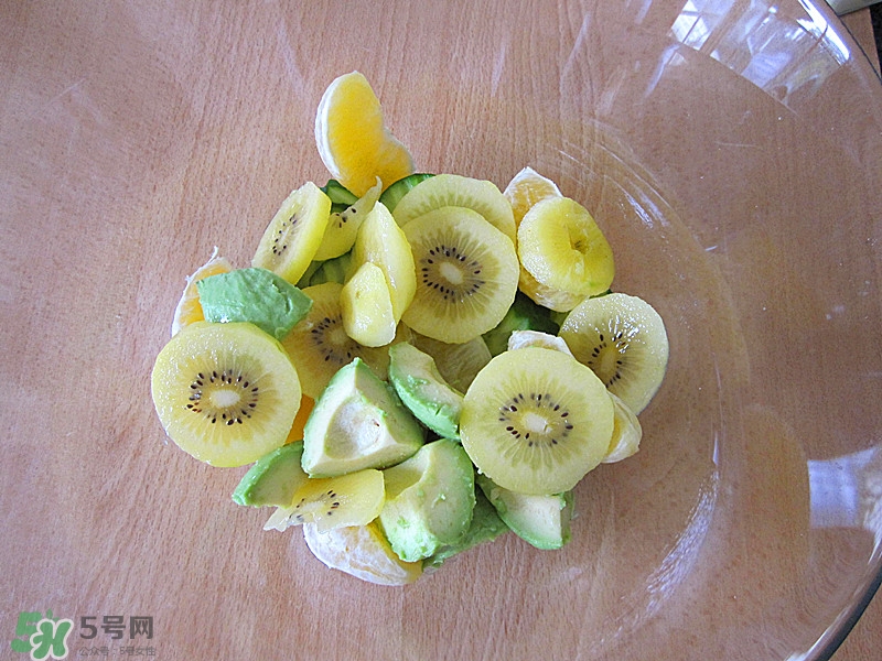 牛油果沙拉怎么做？牛油果沙拉用什么醬？