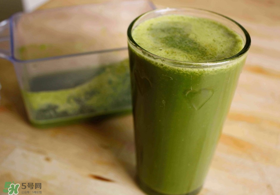 牛油果果汁怎么做？牛油果和什么榨汁好喝？