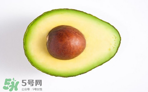 寶寶多大可以吃牛油果？寶寶吃牛油果的好處