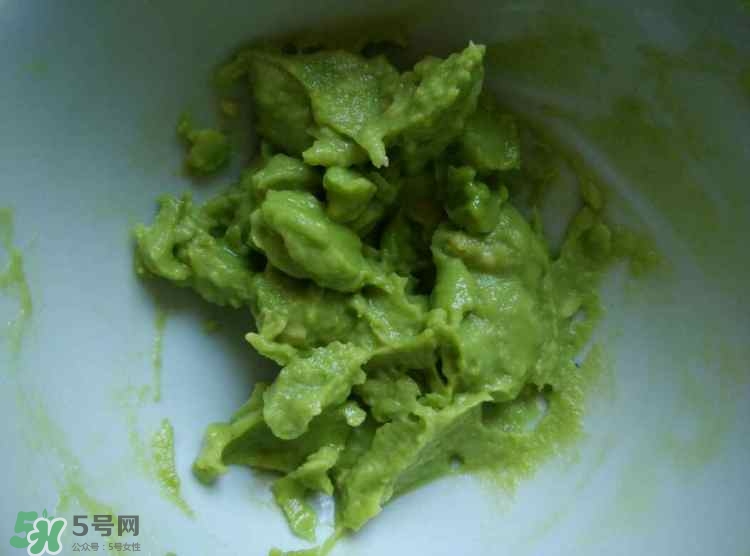 牛油果沙拉怎么做？牛油果沙拉用什么醬？