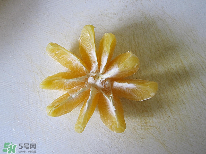 牛油果沙拉怎么做？牛油果沙拉用什么醬？