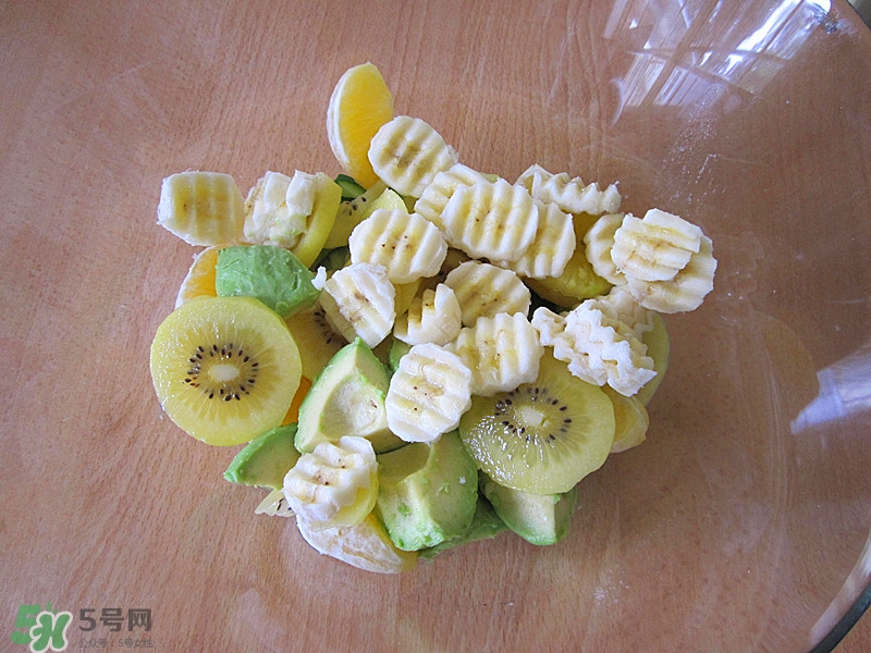 牛油果沙拉怎么做？牛油果沙拉用什么醬？