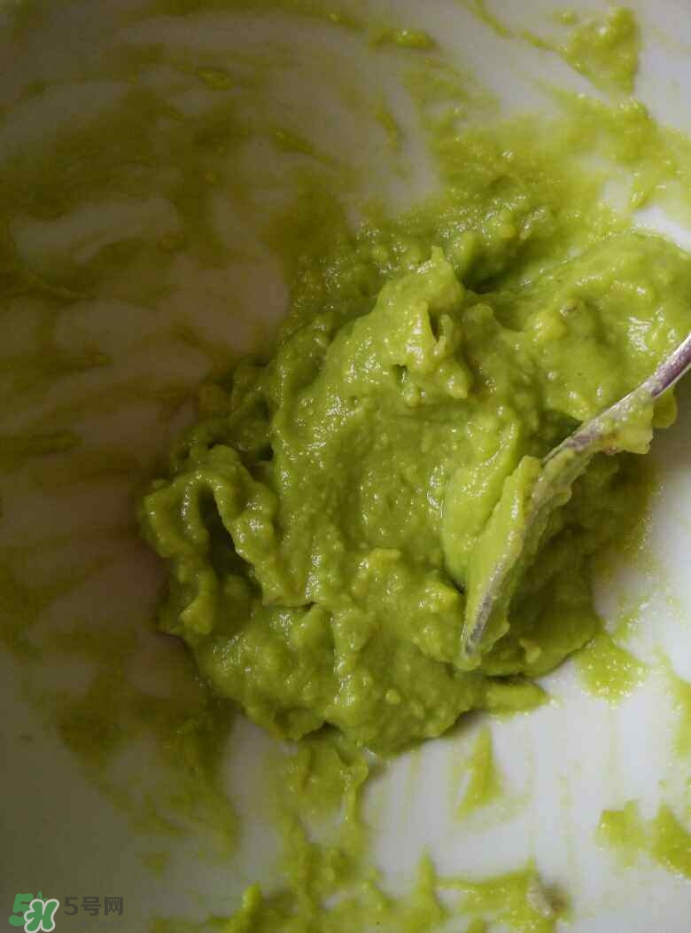 牛油果沙拉怎么做？牛油果沙拉用什么醬？