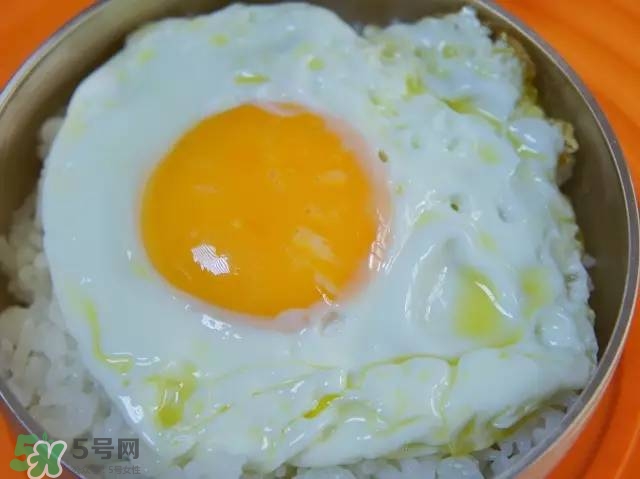 牛油果沙拉怎么做？牛油果沙拉用什么醬？