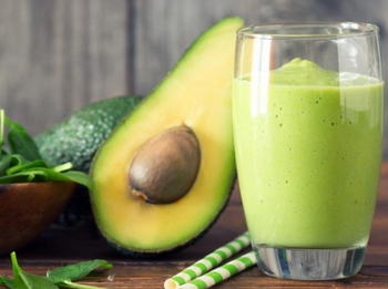 牛油果果汁可以放多久？牛油果果汁隔夜了還能吃嗎？